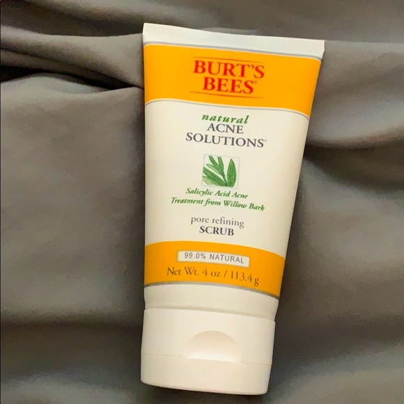Burt's Bees Other - Burt’s Bees Acne Solutions Pore Refining Scrub